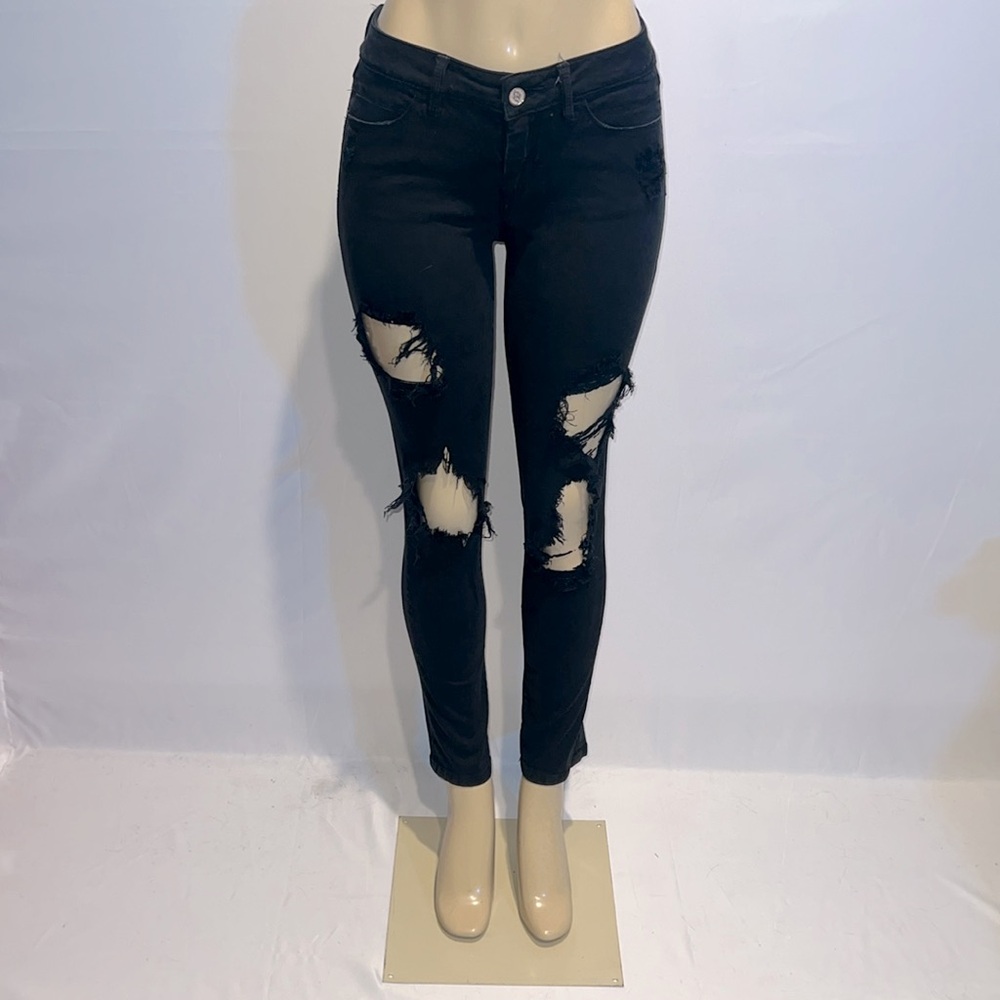 Bebe black distressed black jeans!